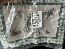 Mohawk Home Tapestry Four Placemats Butterflys Bees Garden Friends