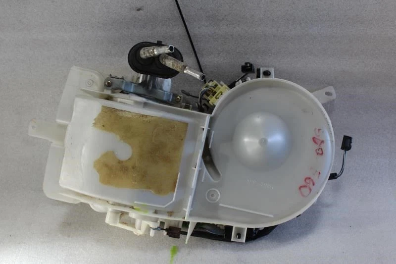 1999 TOYOTA 4RUNNER REAR HEATER BLOWER ASSEMBLY 87110-35040 - Image 4 of 4