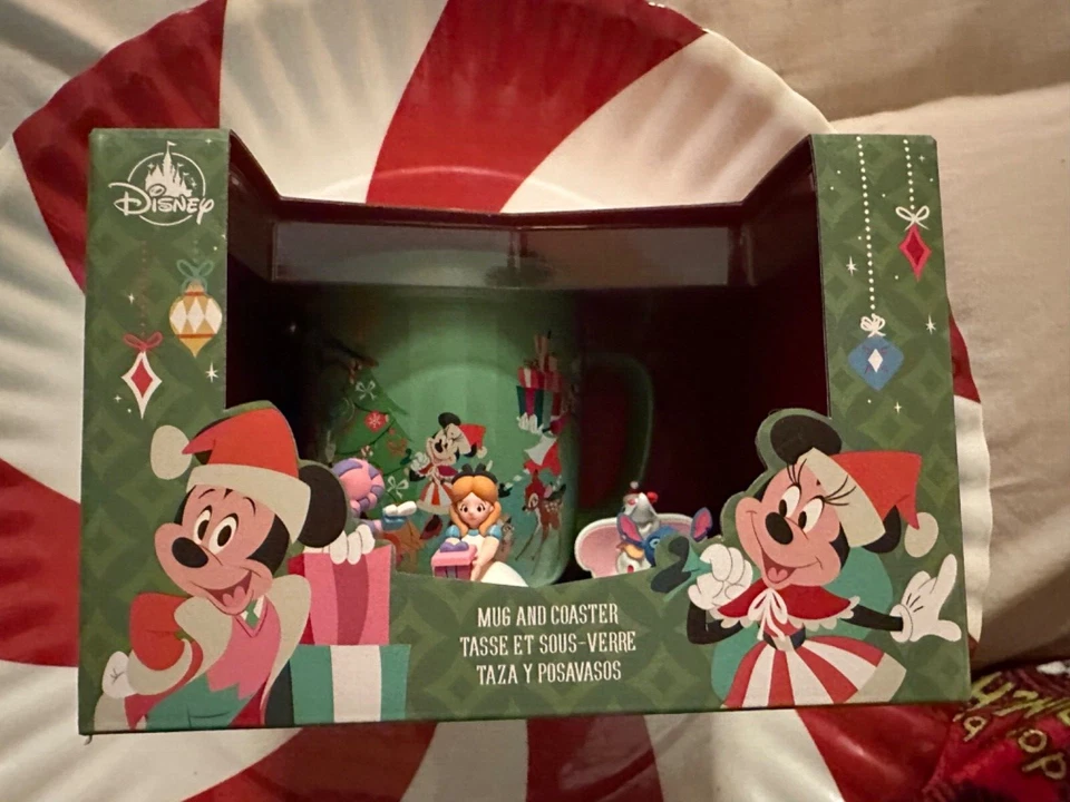 DisneyMickey Mouse and Friends Tasse mit Gummiuntersetzer Keramik Neu OVP - Bild 3 von 4