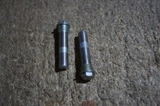 HONDA GENUINE CB250G5 CB360 CL360 PAIR OF ROCKER ARM SHAFTS 14451-369-010 NOS