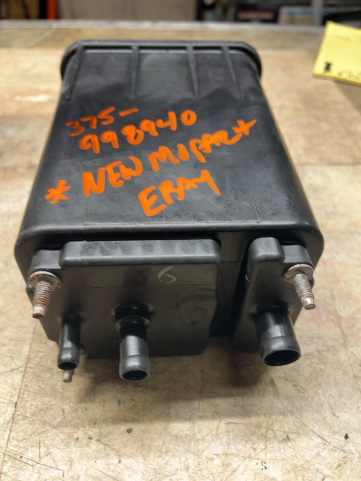 Bote evaporador Dodge Viper GTS R/T-10 1998-99 1998-99 NEÓN *NUEVO MOPAR* Foto 2 de 4