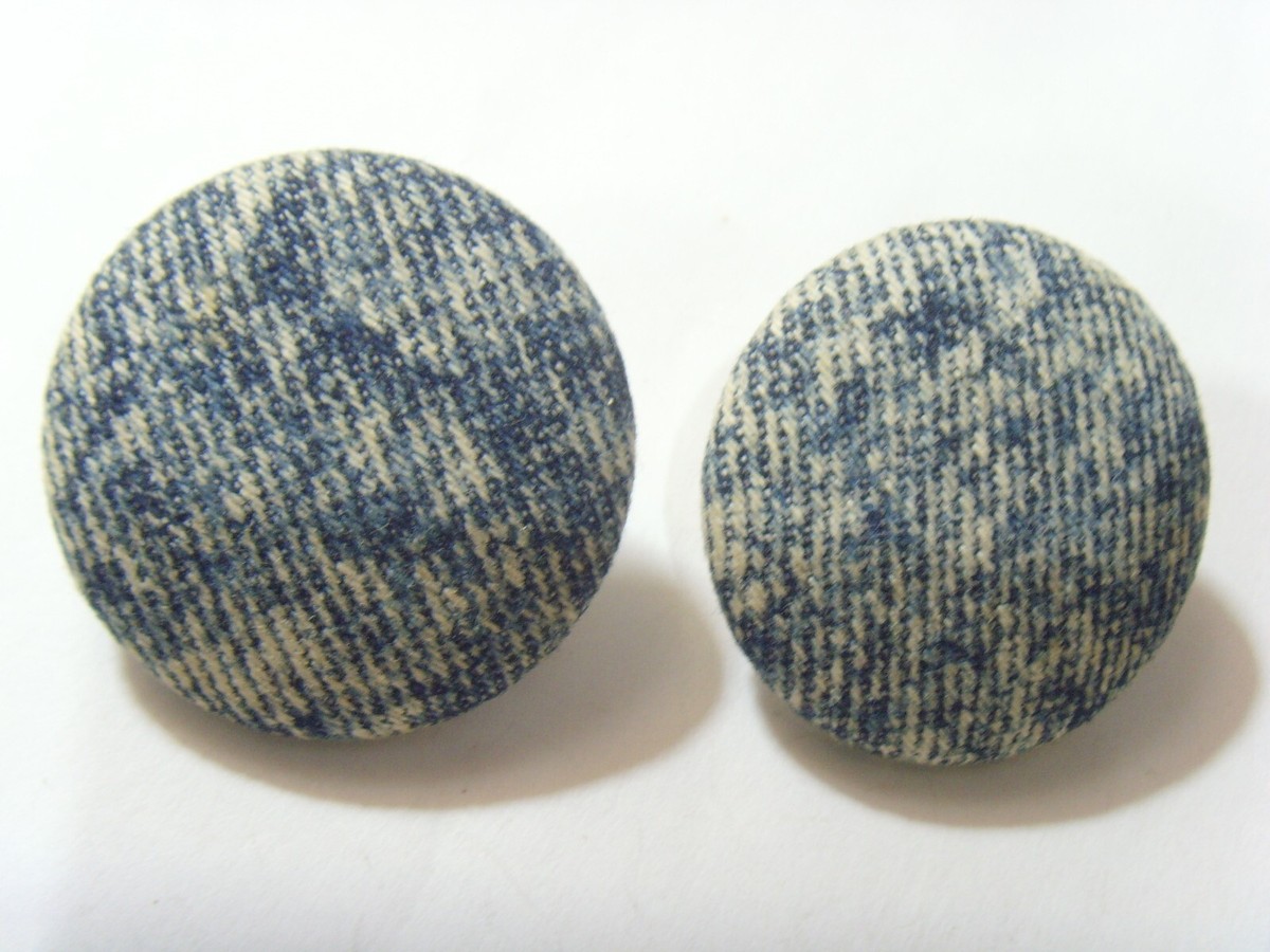 1970s Vintage Denim jeans covered 37 mm clip on earrings jewelry