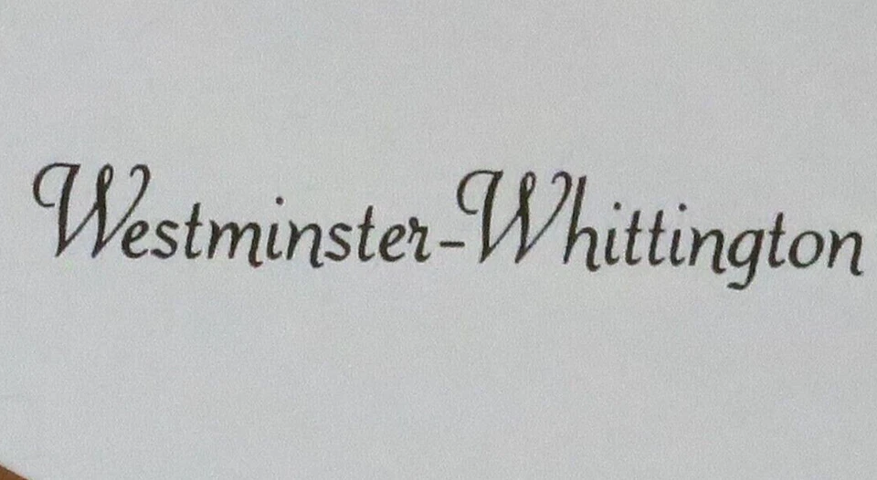 BULOVA C4431 EDENHALL CHIMES PENDULUM WALL CLOCK DARK OAK FINISH w ORIGINAL BOX - Image 4 of 4