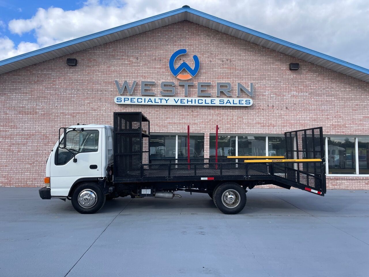 Isuzu NPR Flatbed Landscape Truck Flatbed Flat Bed eBay