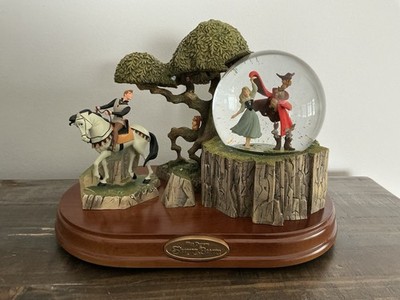 RARE Disney Exclusive Sleeping Beauty Aurora Snowglobe Musical Once Upon A Dream