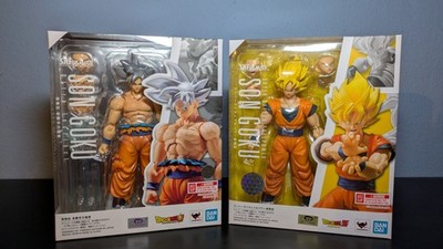 SH Figuarts Dragon Ball Z - Ultra Instinct & Full Power Son Goku