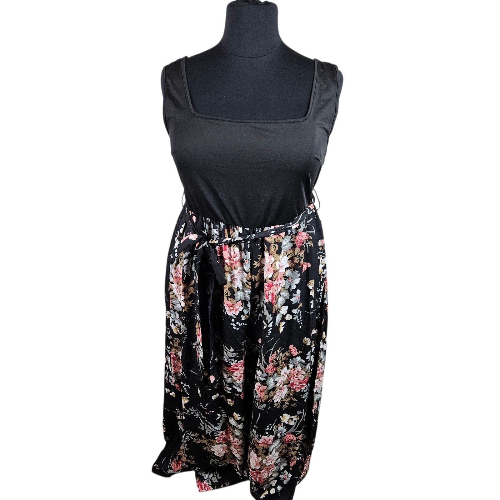 Shein Curve+ 5XL Black Floral Print Jumpsuit Square Neck Tie Belt