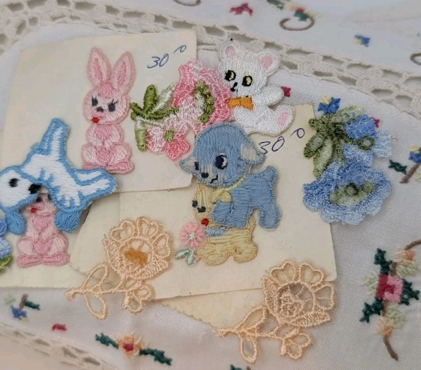 Vintage Embroidered Appliqué Patch Lot Animals Flowers 12pc Sewing Craft - Image 2 of 4