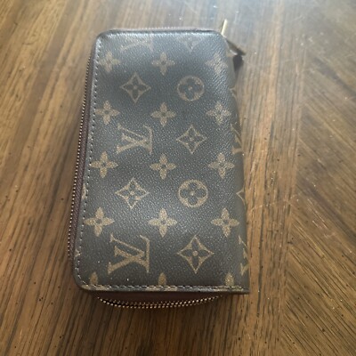 LOUIS　VUITTON　M60017 Authentic Louis Vuitton Monogram Zippy Wallet M60017 Long Wallet