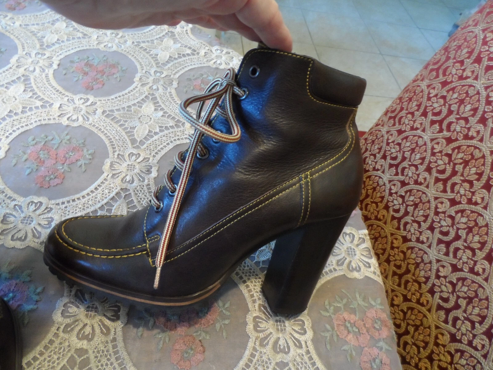 MIU MIU Stivaletti stringati Miu marrone cioccolato in pelle taglia 38B