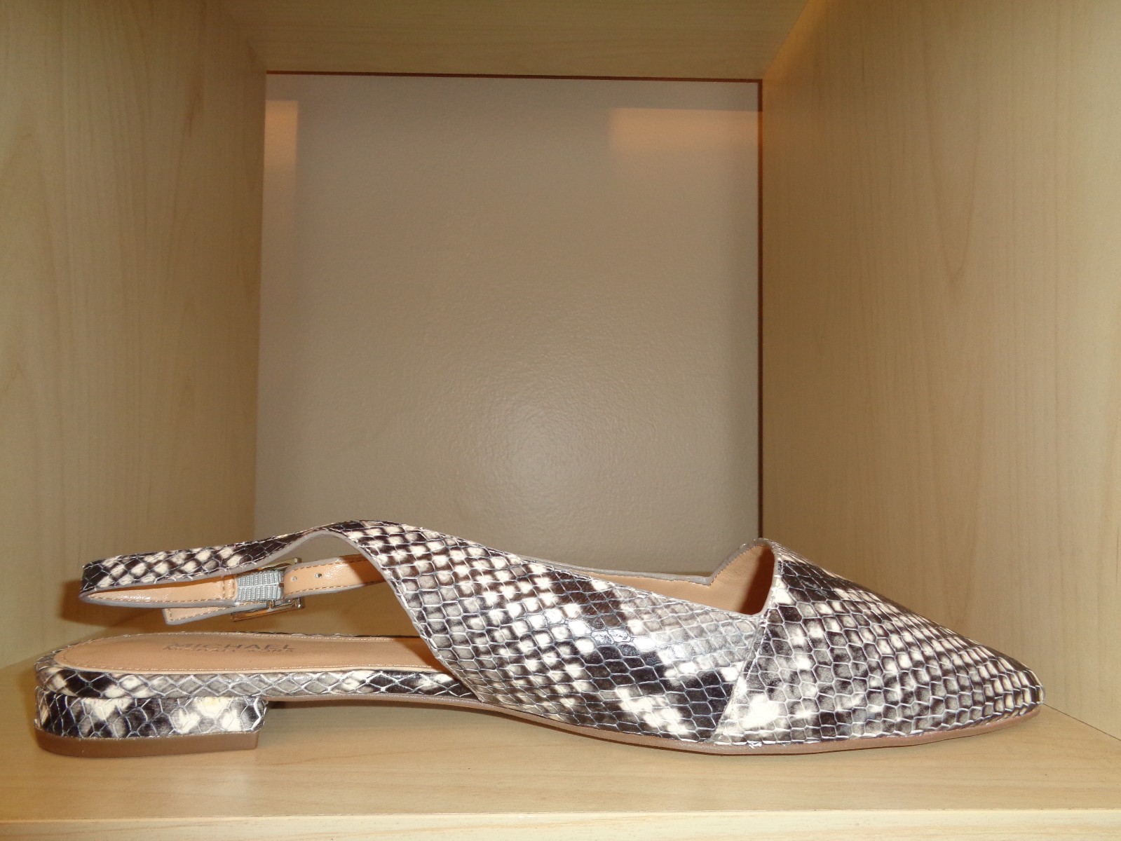 MICHAEL KORS CLAUDIA SNAKE SKIN WOMENS SLINGBACK SANDALS FLATS NWOB SIZE 6.5 thumbnail 5