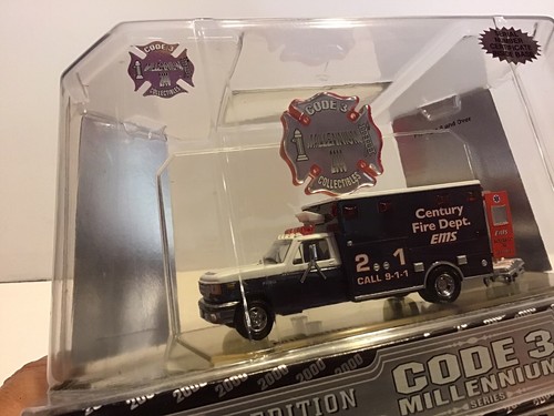 12214 Code 3 Century FD E-350 Ambulance Millennium Certificate Included In Base - Picture 2 of 10