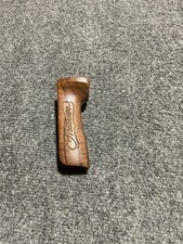 Mathews FX2 Wooden Walnut Grip - Right Hand S...