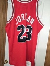 Mitchell  Ness 1984-85 Michael Jordan Chicago Bulls Jersey XXL 2XL 52