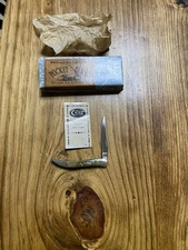 Case XX GREEN BONE JIGGED POCKET WORN Model 610096 SSM P.W. TINY TOOTHPICK