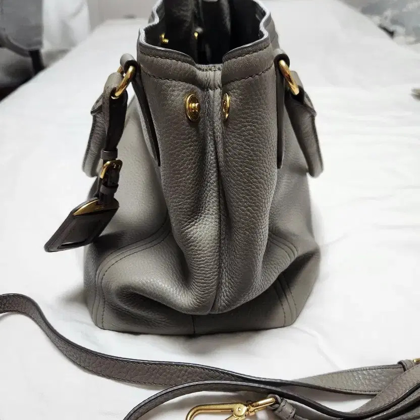 Prada Vitello Daino Top Handle Gold Shoulder Bag BN2534 thumbnail 5