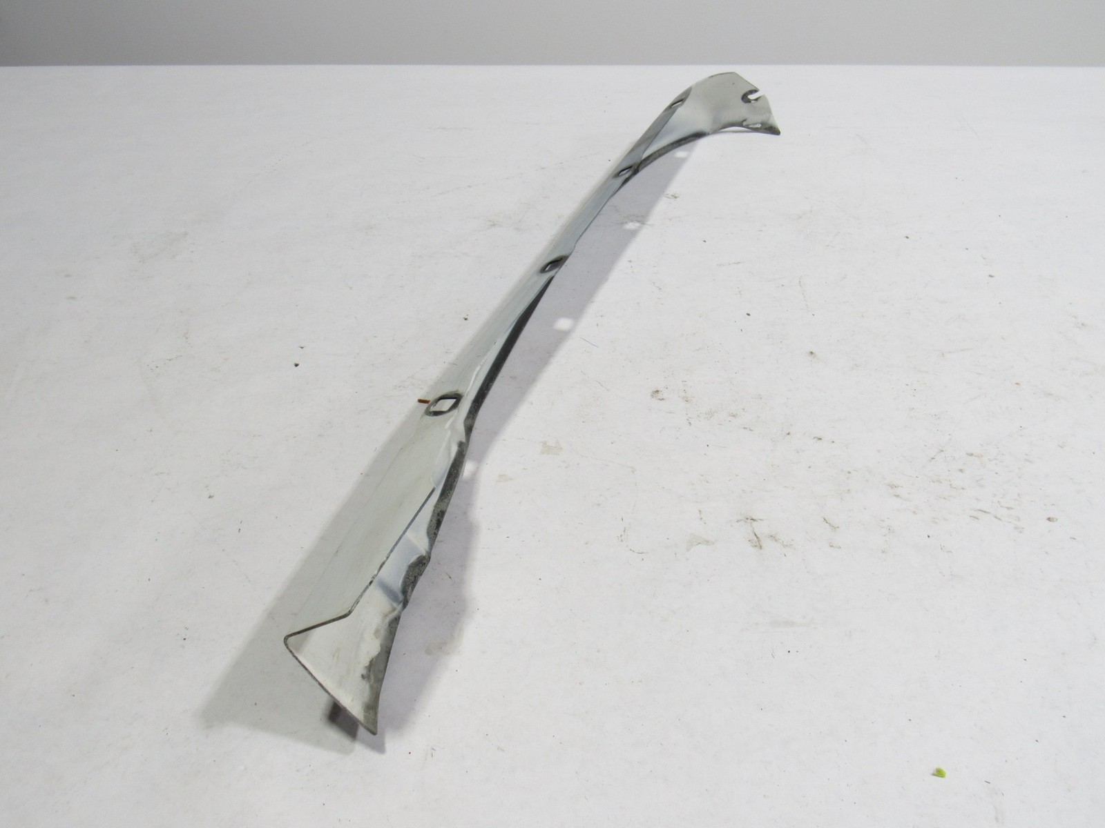 10-20 Bentley Mulsanne 2012 Front Right Passenger Bracket Mount Support :O