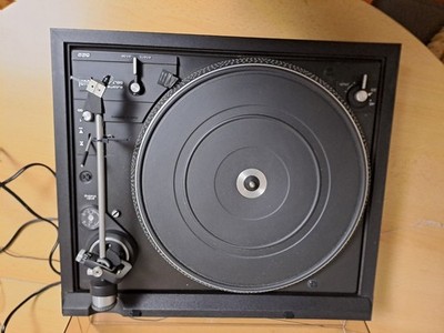 Plattenspieler von Dual  522