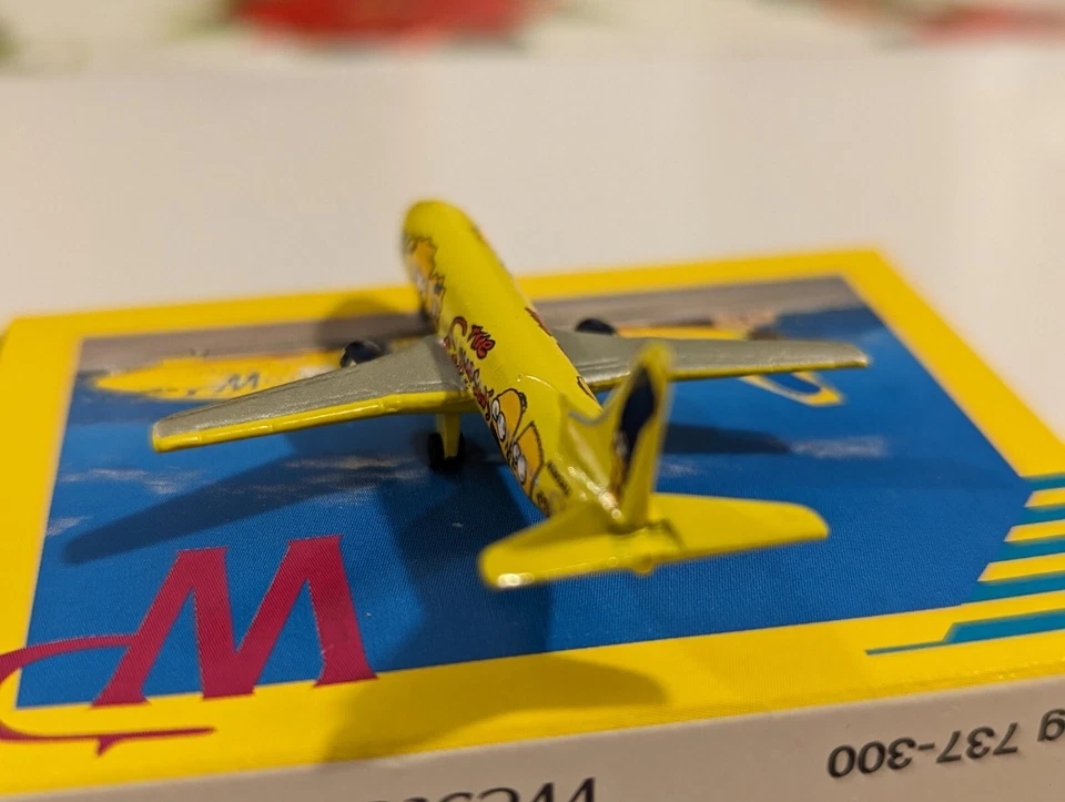Simpsons modellino aereo B737-300 Western Pacific *RARO* - Immagine 3 di 4