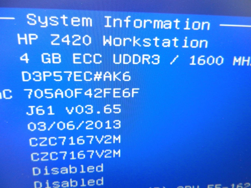 Estación de trabajo HP Z420 Xeon E5-1620 @ 3,6 GHz / 4 GB / SIN DISCO DURO - Viene con 3 Caddys Foto 2 de 4