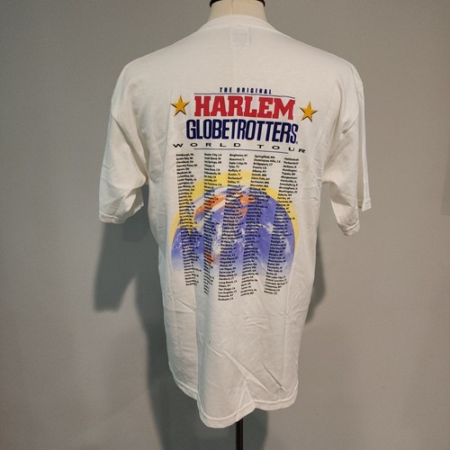 Harlem Globetrotters Autographed T-Shirt Size L. A-90 - Picture 4 of 6