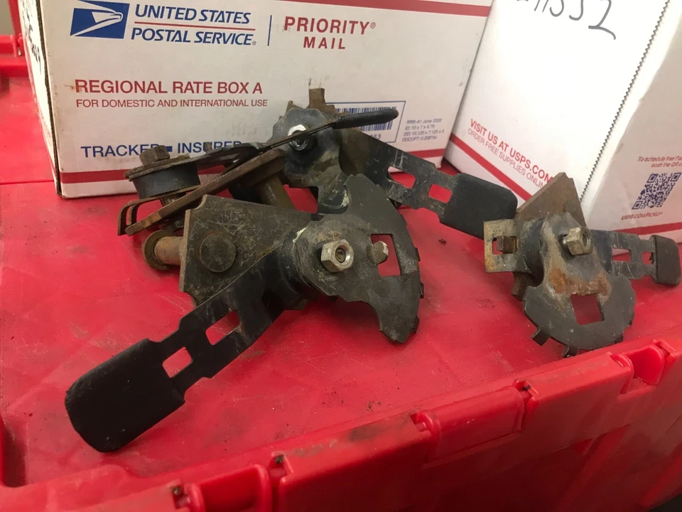 Weed Eater 961140014 Gas lawn mower front & rear deck height adjusters - Image 4 of 4