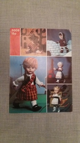 Patones - Ropa de muñecas alrededor del mundo - Libro de patrones de tejido - 16 páginas - Imagen 2 de 2