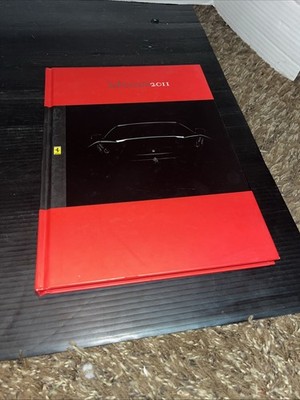 2011 LA FERRARI YEARBOOK ANNUAL BOOK BROCHURE MODEL RANGE 458