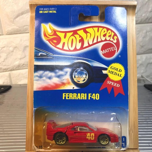 Hotwheels Ferrari F40 /Ages 14+ Toy Car Pre-Owned