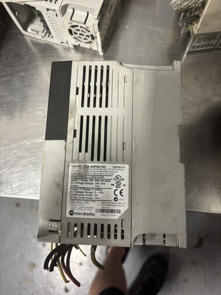 Allen-Bradley 22A-A9P6N103 Drive Series A USADO - Imagem 2 de 3