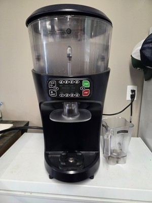 Hamilton Beach HBS1400 Revolution 64oz Ice Shaver Blender Machine 3 HP 120v
