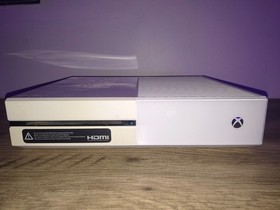 xbox one 500gb console with controller 
