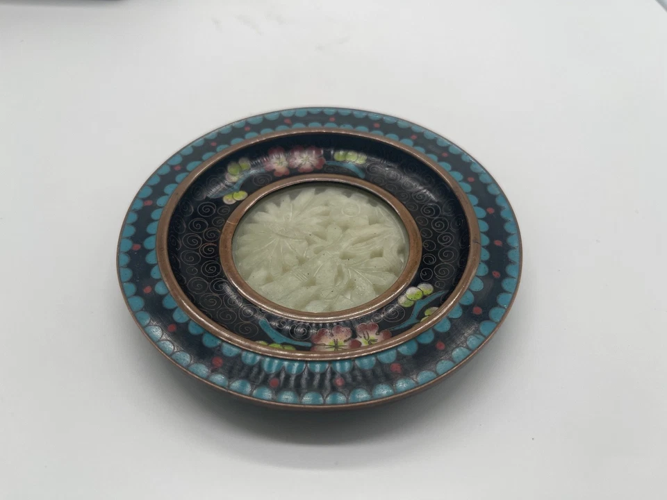 Antigua caja Cloisionne del período de la República China y placa pequeña inserción de piedra tallada Foto 2 de 4