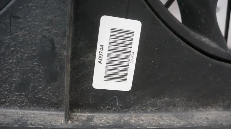 Chevrolet Malibu 2006-2012 3,6 L radiador ventilador montaje motor 20757667 OEM Foto 4 de 4