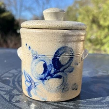 Vtg 1987 AARFAC Rowe Pottery Small Crock with Lid