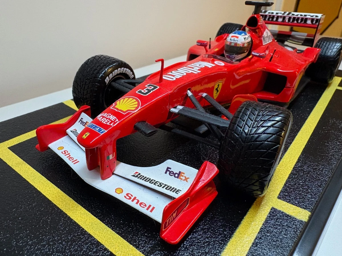 Michael Schumacher 1:18 Scale Diecast Racing Cars 2000 Vehicle