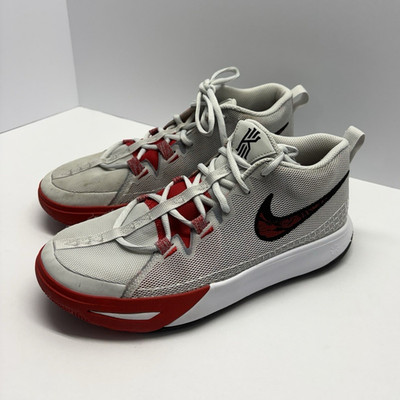 Nike Kyrie Flytrap 2 Basketball Shoes Gray Red Black Youth Size 6.5