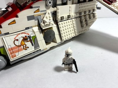 LEGO Star Wars: Republic Attack Gunship 7676 (2008) Read