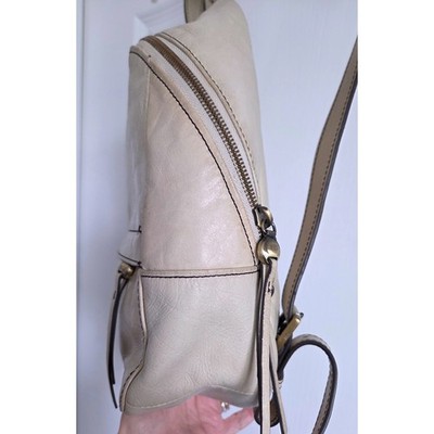 Hobo Cliff Leather Backpack Cream Convertible Bag Minimalist Neutral Y2K Travel‎ Hobo Cliff Leather Backpack Cream Convertible Bag Minimalist  main image 4