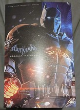 Hot toys  VGM052 Batman Arkham Origins XE Suit  Collectible  1 6 Action Figure