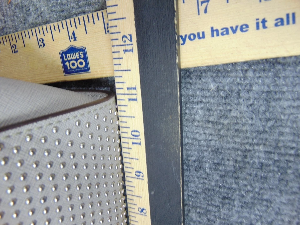 Cartera Cartera Michael Kors Selma Tachonada Gris Claro Cuero Plateado Herrajes Foto 4 de 4