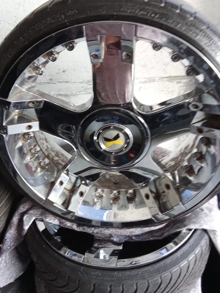 Ich Verkaufe meine 5x100-66,6 Chrom Felgen Schmidt Revolution in 8,5Jx20 Et 35 - Bild 3 von 4