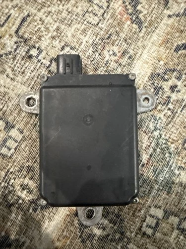 2016-2018 LEXUS/TOYOTA OEM BLIND SPOT MONITOR SENSOR-88162-06020-USED