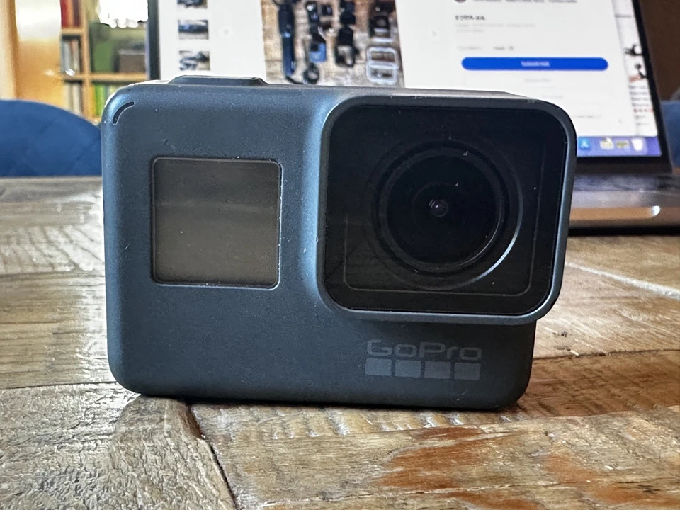 GoPro HERO5 Black 4K Action Camera + GoPro Karma Grip + Super Suit Dive Housing - Image 2 of 4