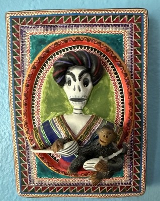 DAY OF THE DEAD FRIDA KAHLO WALL PLAQUE - Hand Painted Ceramic - Monkey Portrait