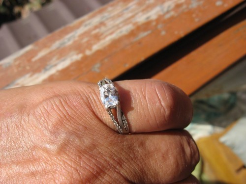 Woman's beautiful silver 925, ring with a with zirconium , Ukraine m - Picture 5 of 6