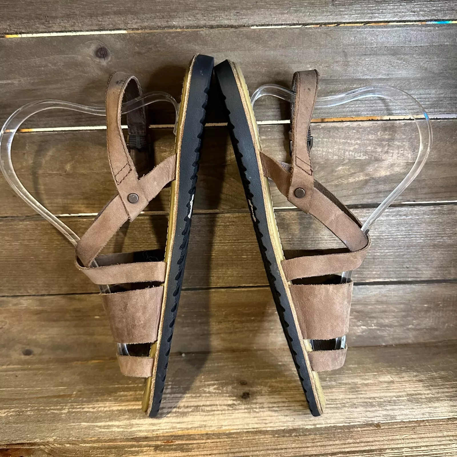 sorel comfort toe loop ella criss cross strappy shoes