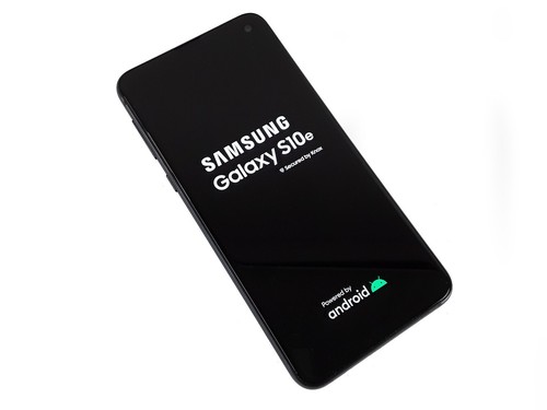 Smartfon Samsung Galaxy S10e SM-G970F/DS 128GB Dual SIM 5,8" Prism Blue - Zdjęcie 4 z 9
