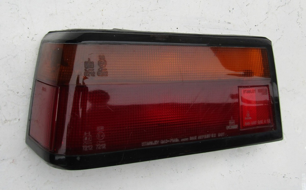 MITSUBISHI LANCER C12A MODEL 1984 86 TAIL LIGHT Left side 043