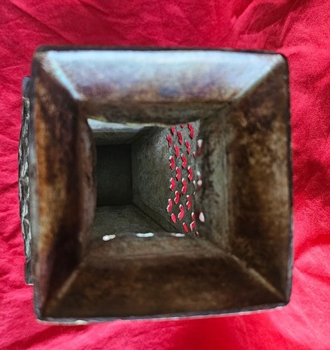 Vintage Bombay Co Chinese Bronze Like Pierced Vase square base 10.5” tall - Picture 4 of 12